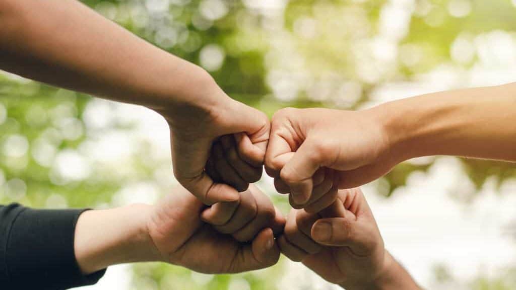 15 Best Names for Group of 4 You Need To Know