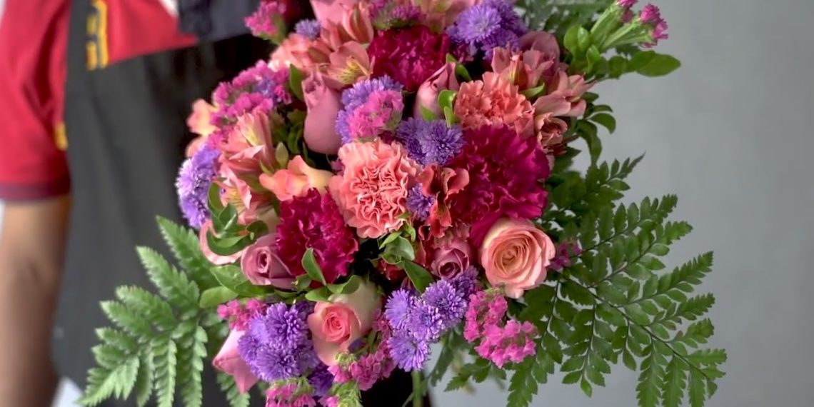 Mother’s Day 2025 Special: Best Flower Bouquets You Can Order Online in Mumbai & Navi Mumbai