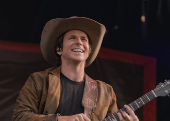 Lukas Nelson Wife Details: Find Out Who He’s Married To