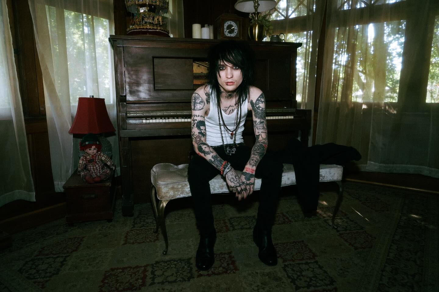 Johnnie Guilbert Net Worth