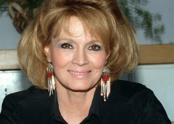 When Did Angie Dickinson Passed Away? Full Details Here