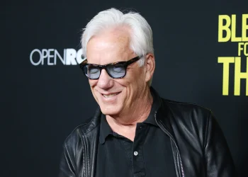 James Woods Bio: Career Highlights, Politics & Net Worth