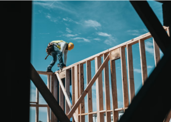 What Is a Commercial Construction Project Timeline?