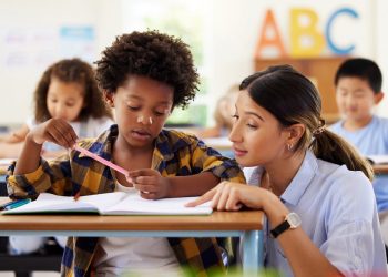 How Much Do Teachers Make in Florida: New 2025 Pay Scale